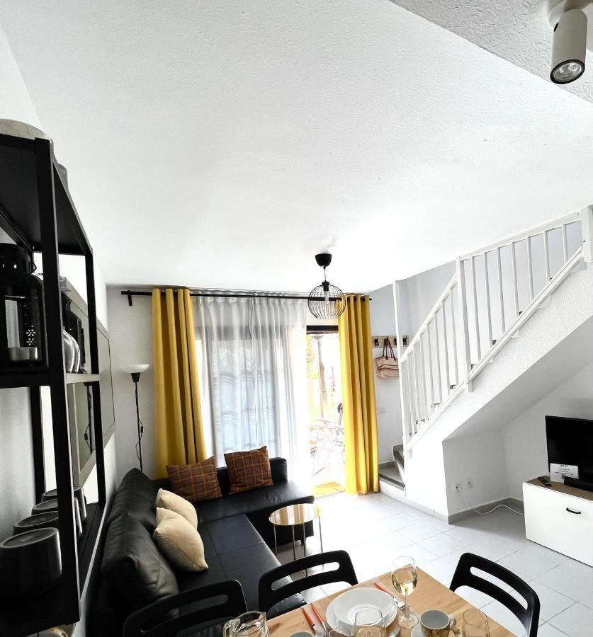 Paola Comfort Apartment 코스타카르마 외부 사진